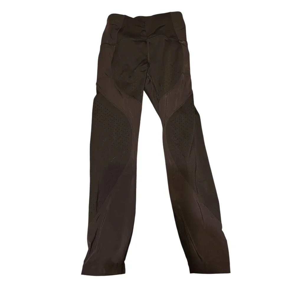 Lululemon Black Workout Leggings‎ Size 4 Activewear Athleisure Perforated
